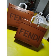 FENDI hand